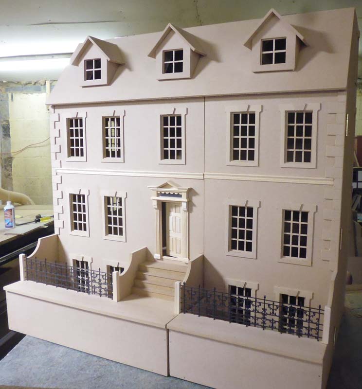 1/12 scale Dolls House Dalton House 3ft wide with Basement KIT by DHD 